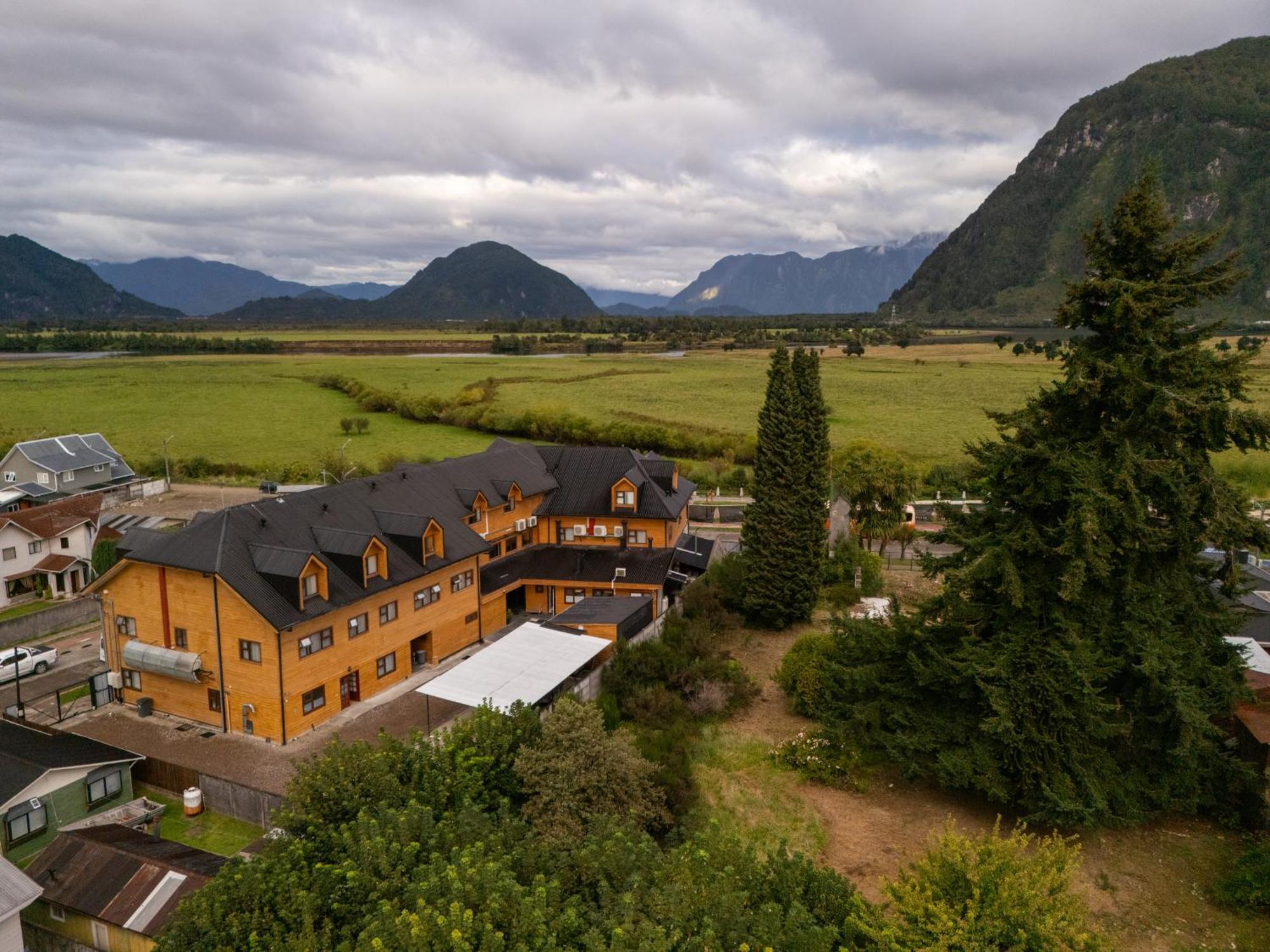 Gran Hotel Aysen Puerto Aysen Exteriör bild